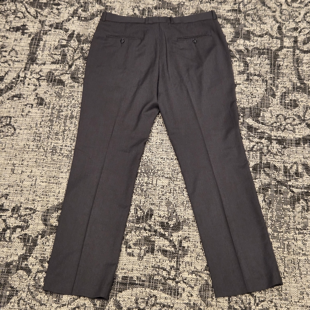 Perry Ellis - Picture 2 of 7